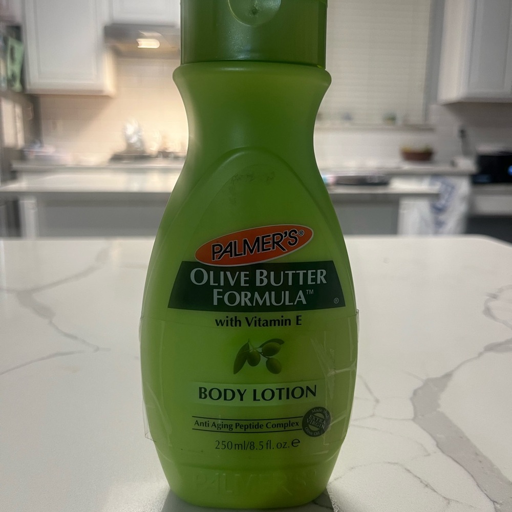 Palmer's Olive Butter‎ Formula with Vitamin E Lotion  8 oz RARE